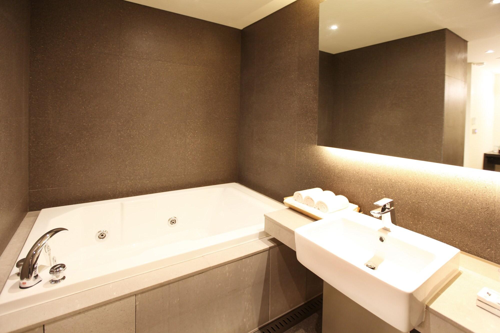 Hotel Vine Seongnam Dış mekan fotoğraf